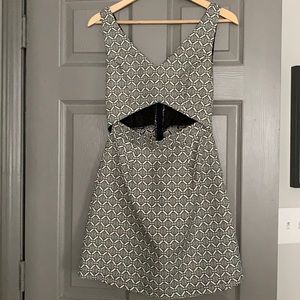 Calling Mac Brocade Black & White patterned dress